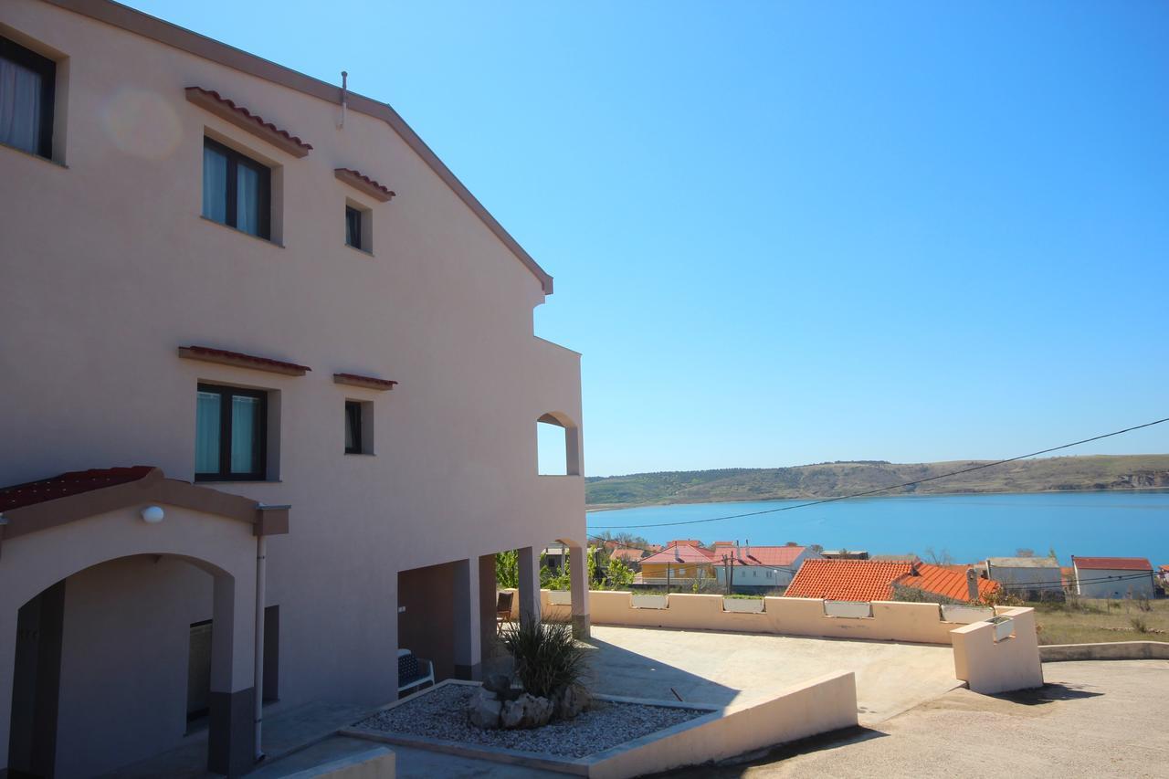 Ražanac Apartments Njaco מראה חיצוני תמונה